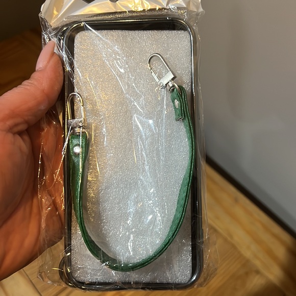 iPhone case - Picture 2 of 2